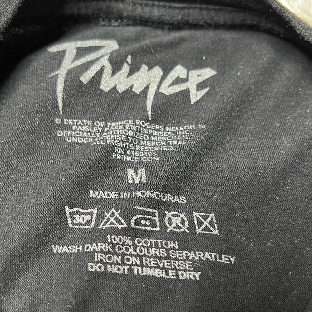 Prince Official Purple Rain Graphic T-Shirt Black Unisex Sz XL/XXL - Picture 4 of 4